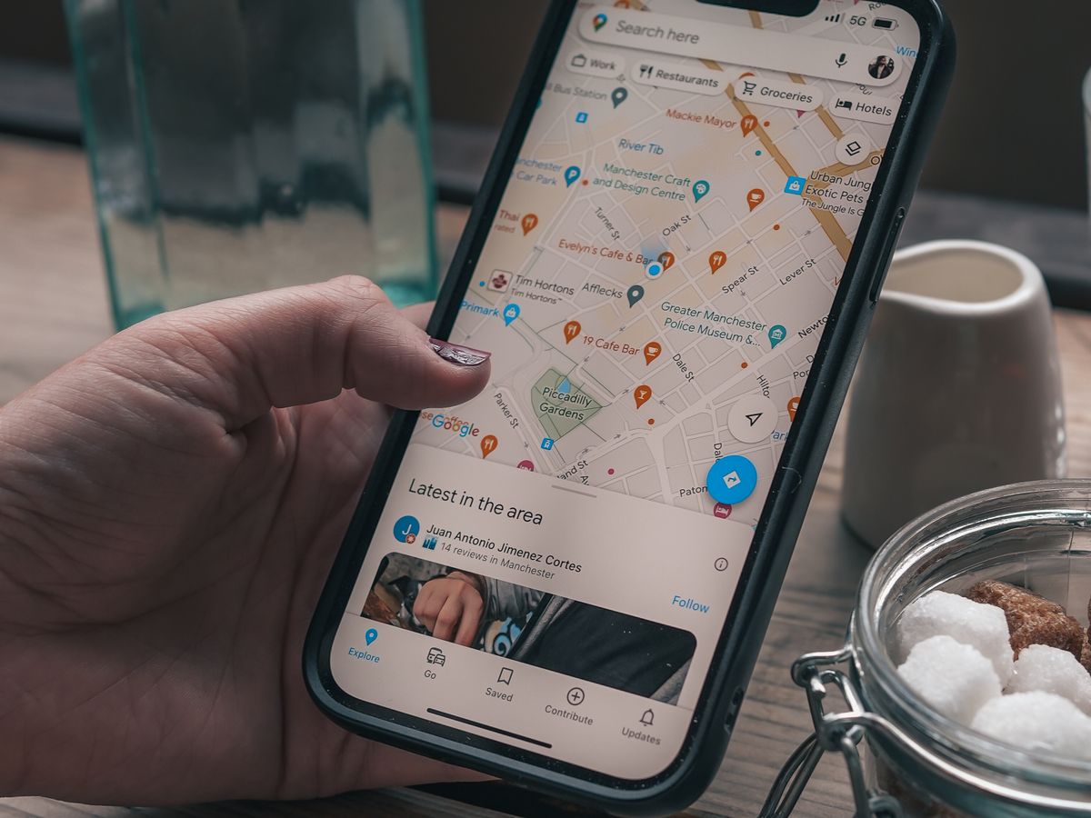 Helyi vállalkozás keresése Google Térképen